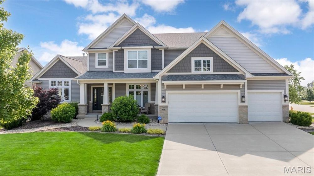 $760K home in Lake St. Louis