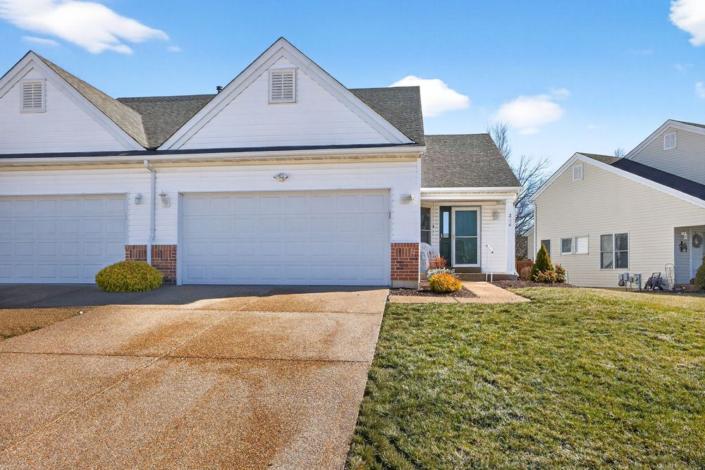 $282K home in O'Fallon villa