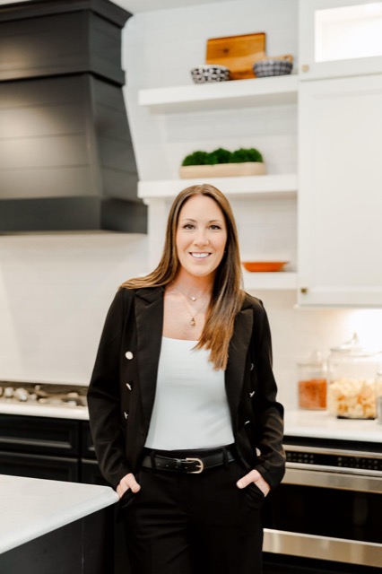Tracy Sanders, Real Estate Professional